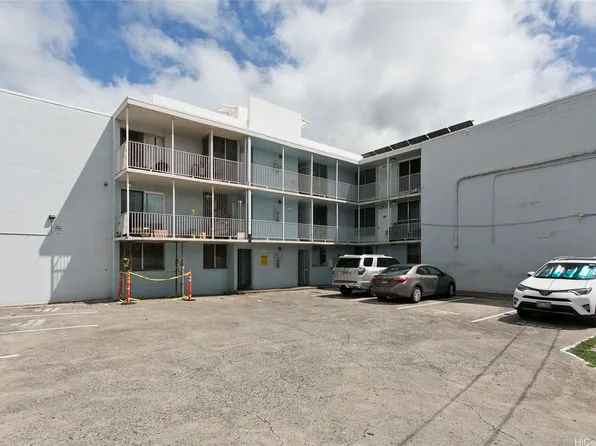 94-133 Pupupuhi St APT 302, Waipahu, HI 96797