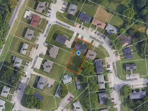 10304 Torrington Rd, Louisville, KY 40272