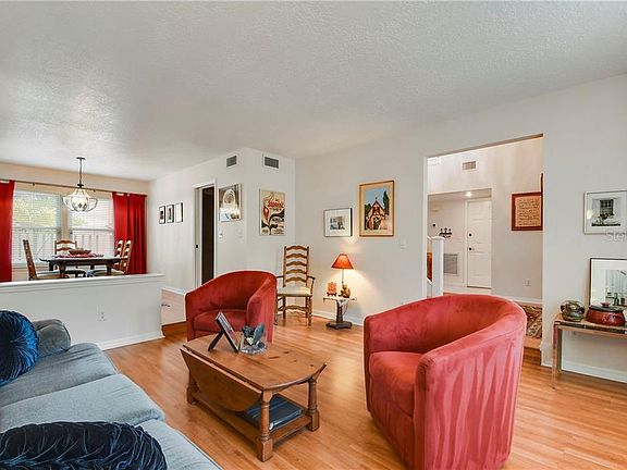 5th image of 756 McIntyre Ave