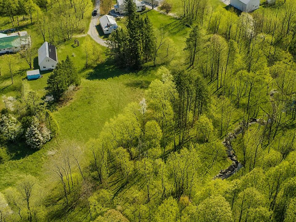 1st image of 418 Main Road S