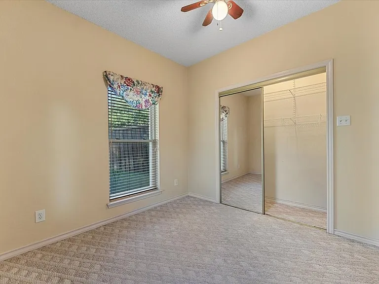 6752 Macintosh Dr — Photo 7