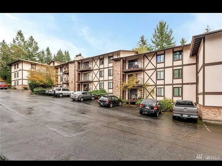 4501 Grandview Dr W #220T — Photo 5
