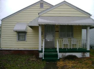 1926 McKinley Ave, Saint Albans, WV 25177