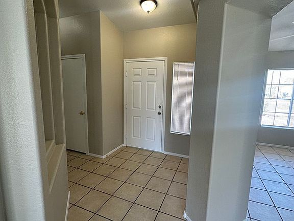 5th image of 5118 Stone Cove St
