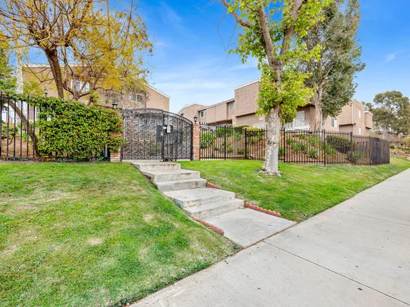 1561 W Jefferson Blvd, Los Angeles, CA