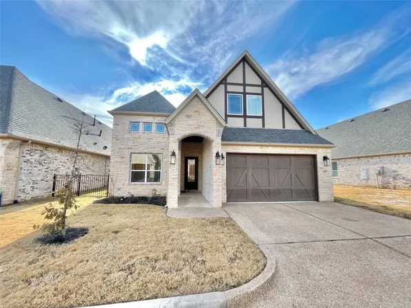 2407 Vineyard Dr, Granbury, TX 76048