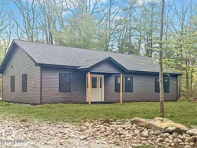 146 Mohawk Rd, Shohola, PA, 18458