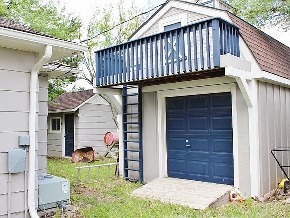 2nd image of 15337 NE 150th St #48-1/2
