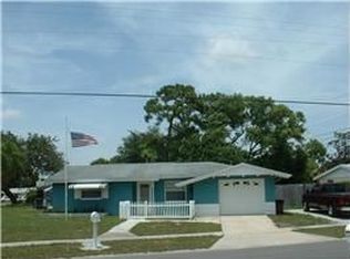5321 Forest Hills Dr, Holiday, FL 34690