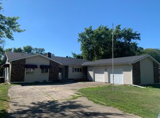 804 W Humphrey Ave, Rock Falls, IL 61071
