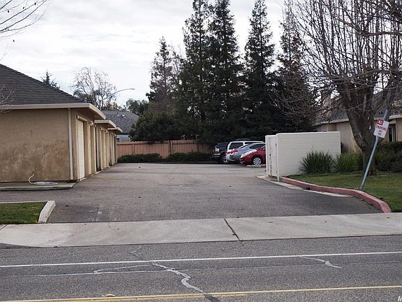 5th image of 245 Arboles Way