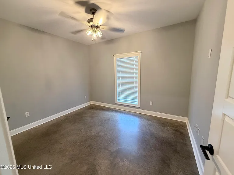 531 Birchwood Blvd — Photo 25