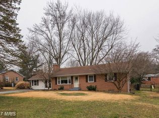 11 Earlybird Ave, Round Hill, VA