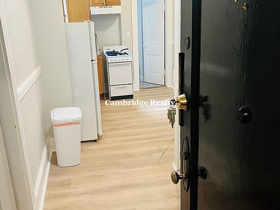 4th image of 38 Hemenway St #27T