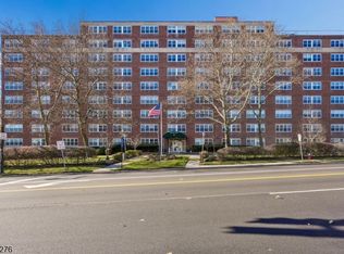 926 Bloomfield Ave APT 3L, Glen Ridge, NJ 07028