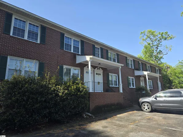 213 Cleveland St, Clinton, SC 29325