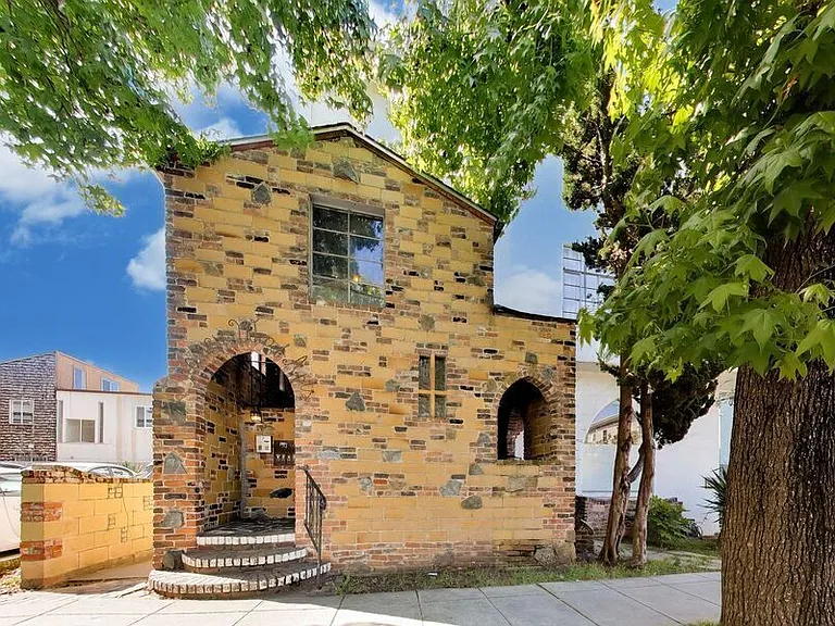 2336 Channing Way #A — Photo 8
