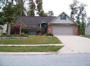 8208 Sunny Hill Cv, Fort Wayne, IN 46804