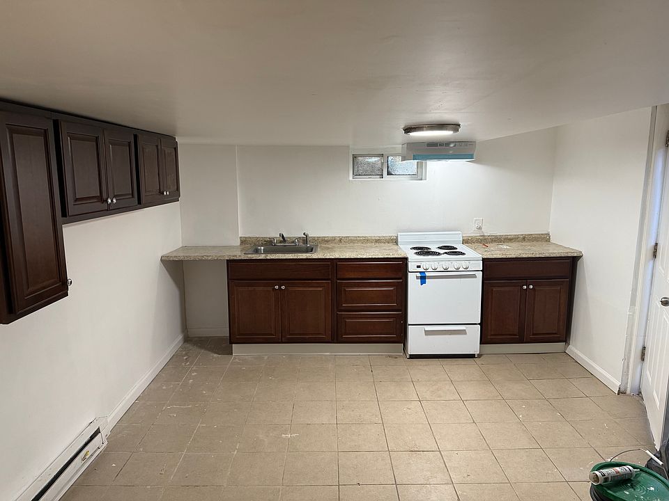 1st image of 136 Fairview Blvd #B