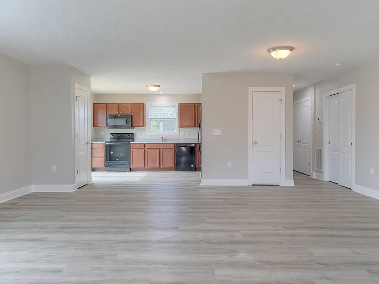 1300 Providence Blvd NW — Photo 7