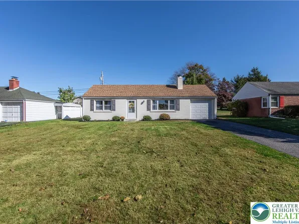 2520 Winston Rd, Bethlehem, PA 18017