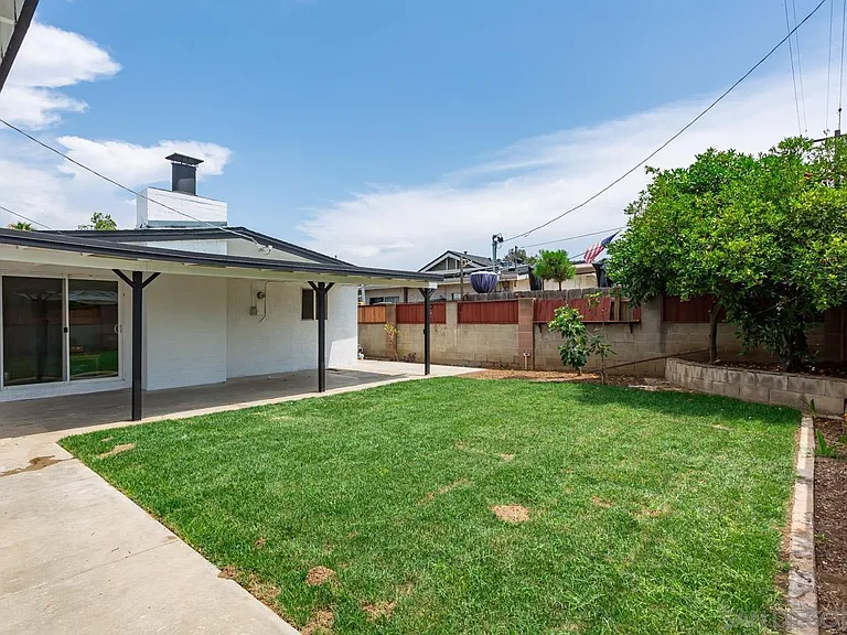 534 Jeffree St — Photo 24