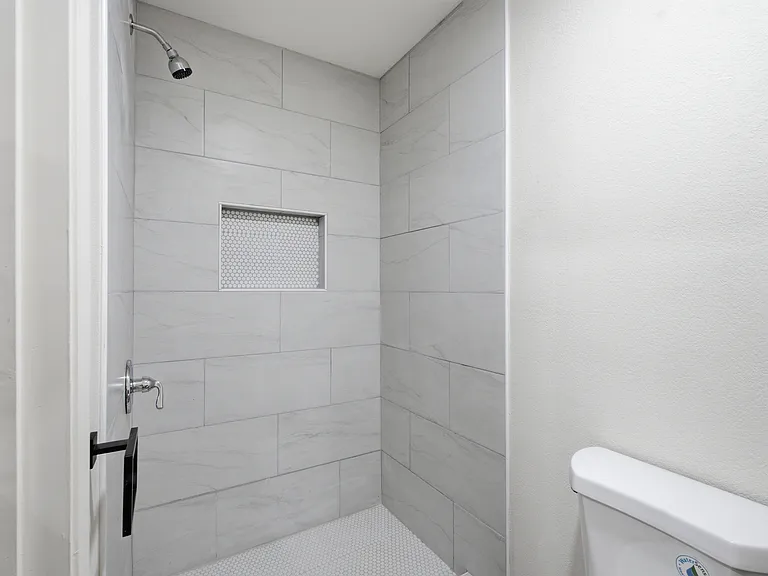 1503 N Glenn Ave #B — Photo 9