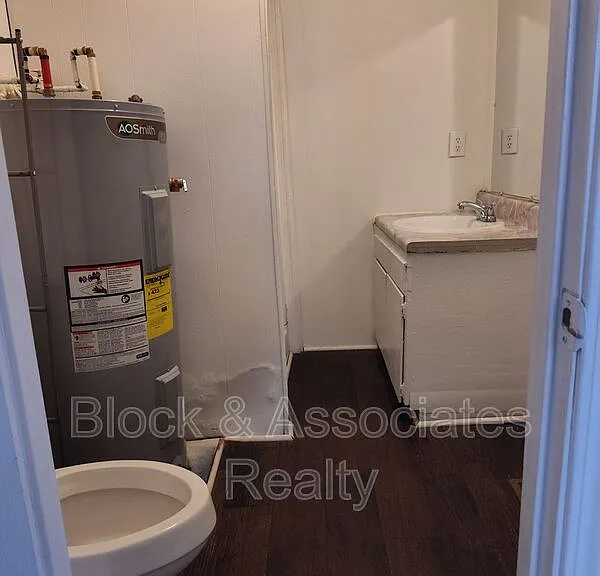 1352 Briles Dr #4D — Photo 6