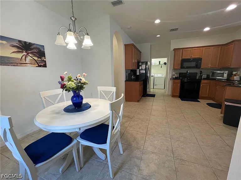 10457 Materita Dr — Photo 9