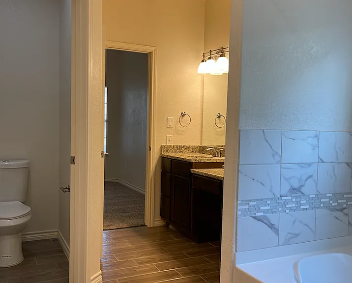 7015 Hallie Rdg — Photo 24