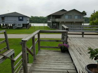 124 County Road 257, Matagorda, TX 77457