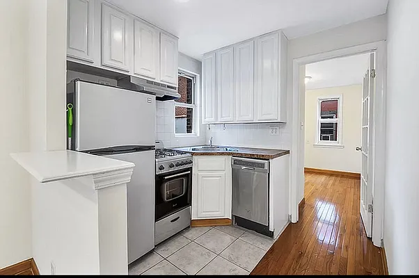 Rented by Compass | media 6