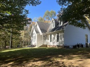 151 He Jo Ln, Byrdstown, TN 38549