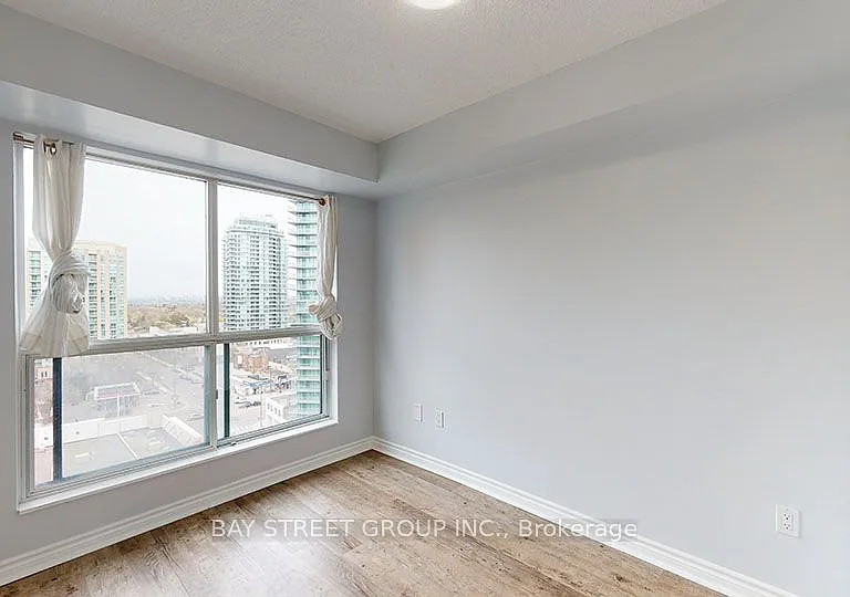 7 Lorraine Dr #1701 — Photo 10