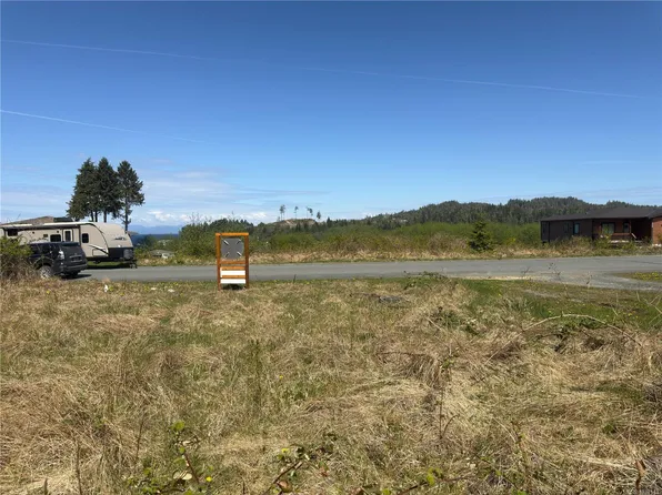 6250 Hunt St, Pt Hardy, BC V0N 2P0