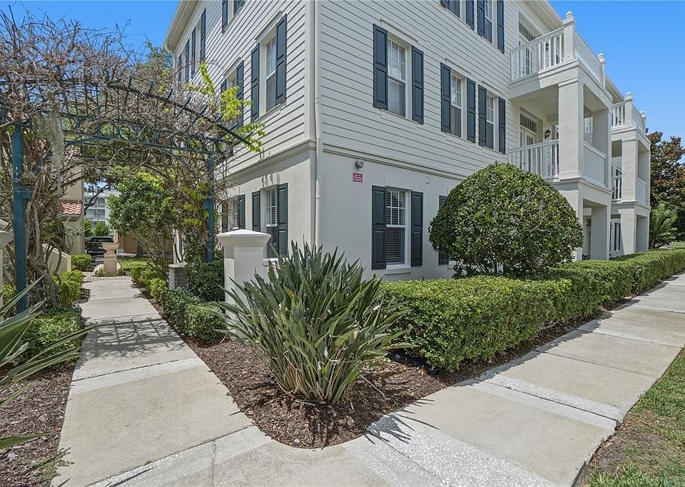 1st image of 700 Siena Palm Dr APT 101