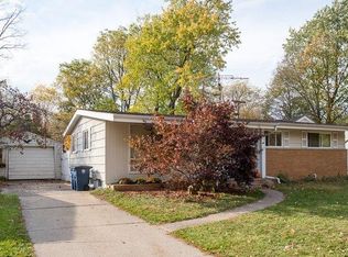 2800 Cranbrook Rd, Ann Arbor, MI 48104