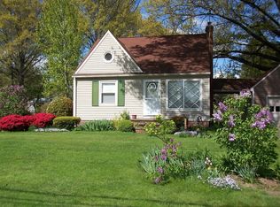 3522 Walter Rd, North Olmsted, OH 44070