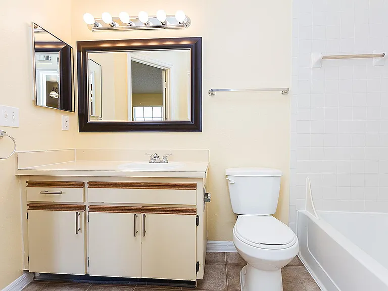 437 Fountainhead Cir #280 — Photo 9