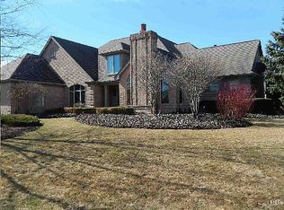 12023 Sycamore Lakes Ct, Fort Wayne, IN