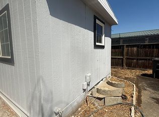 4601 W Powerhouse Rd, Yakima, WA 98908