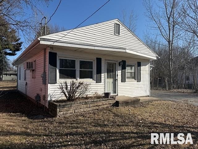 1st image of 157 Edwards Ave