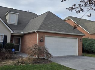 5963 Round Hill Ln, Knoxville, TN 37912
