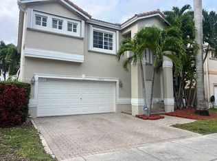 10863 NW 53rd Ln, Doral, FL 33178