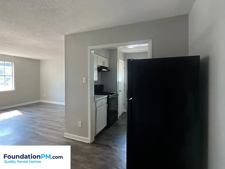 1587 Cherry Road - 4 — Photo 8