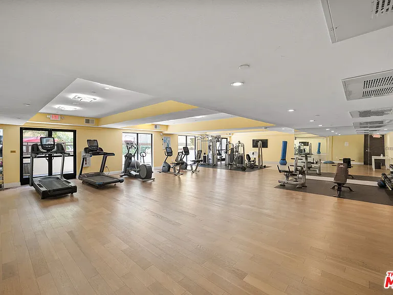 2939 W Leeward Ave #407 — Photo 31