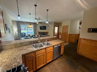 10601 Boulders Rd APT 5, Truckee, CA 96161
