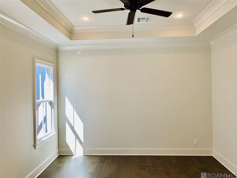 2212 Belfleur St — Photo 14