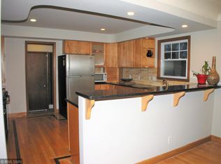 1888 Simpson St, Falcon Heights, MN 55113