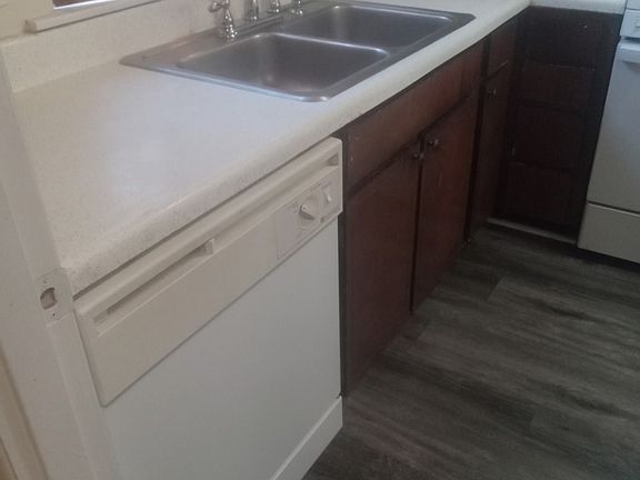2nd image of 303 E Lee St #1